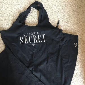 Victoria’s Secret sleep set